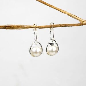 Gilded Whisper Earings